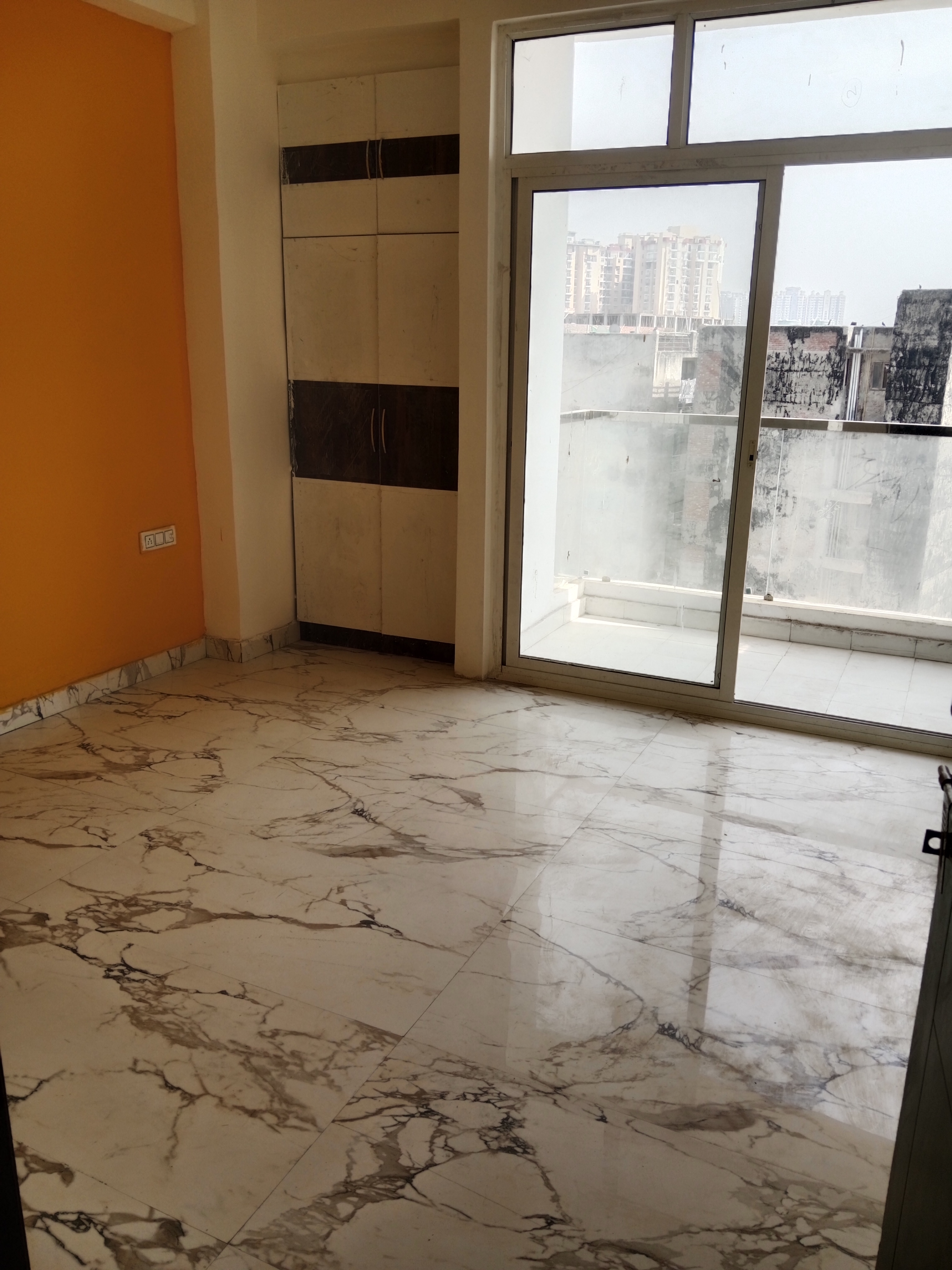 2 BHK 1050 Sq.Ft. Builder Floor in Deep Homes Sector 73