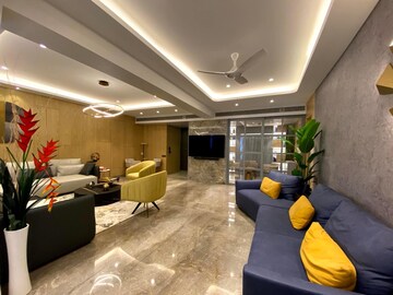 Parking in 2 BHK Apartment at Vishnu Mahal, Churchgate – for Sale