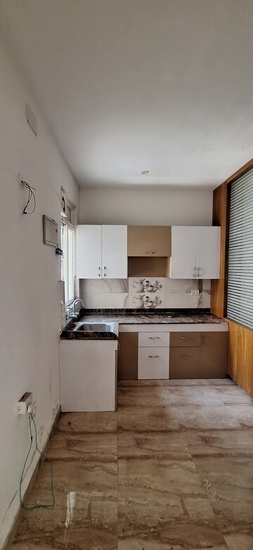 Room in 2 BHK Apartment at Pivotal Devaan, Sector 84 – for Rent