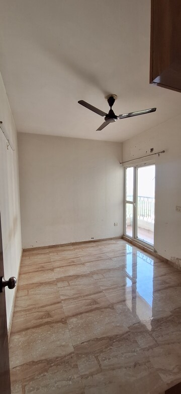 Room in 2 BHK Apartment at Pivotal Devaan, Sector 84 – for Rent