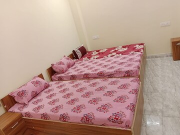 Room in  Pg at Sector 26 – for Rent