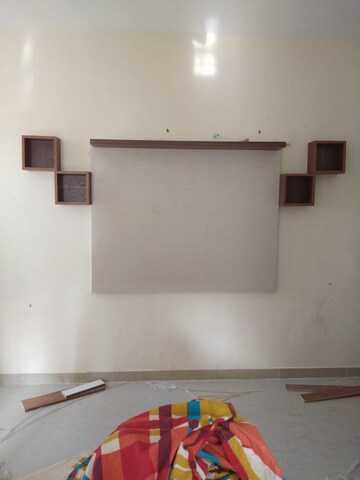 Furnished Amenities in 2 BHK Apartment at Shree Vardhman Mantra, Sector 67 – for Rent