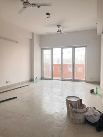 Room in 3 BHK Builder Floor at Sector 24 – for Rent