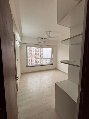 Room in 4 BHK Apartment at Shapoorji Pallonji Joyville Gurgaon, Sector 102 – for Rent