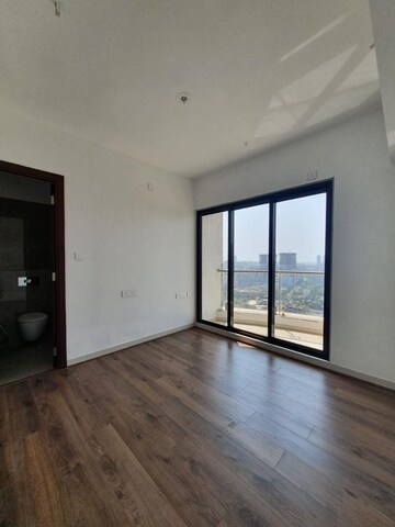 2 BHK Apartment For Rent in Goregaon West