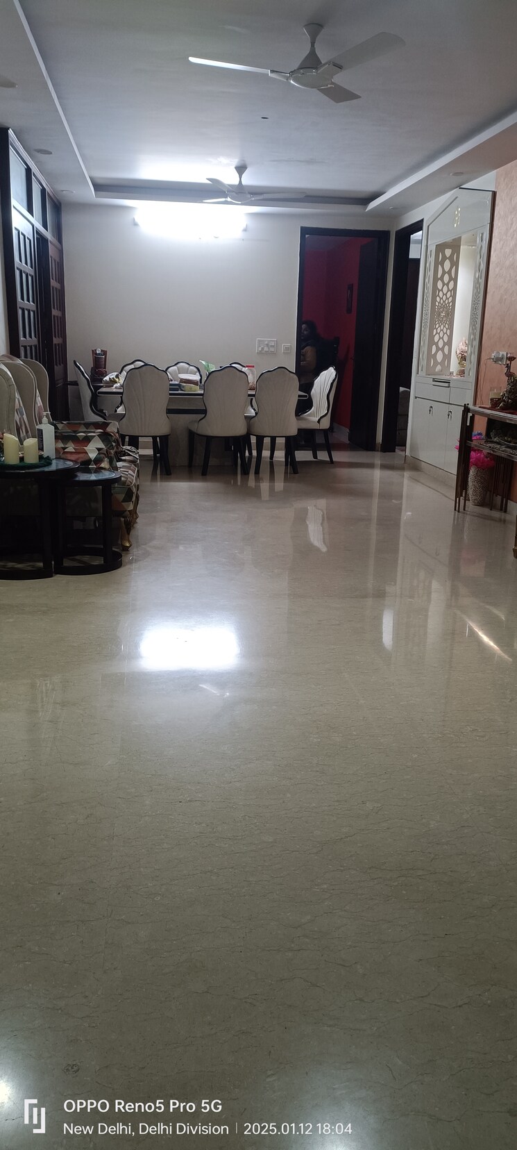  Parking, janakpuri 3 Bedroom 2025 Sq.Ft. Villa In Janakpuri Delhi 8253261