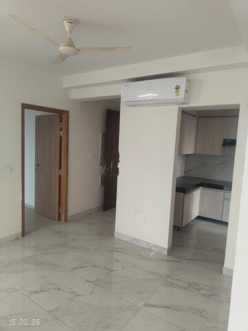 Building Lobby in 3 BHK Apartment at M3M Flora 68, Sector 68 – for Rent