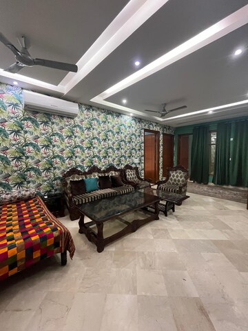 Living Room in 3 BHK Apartment at Saket – for Rent