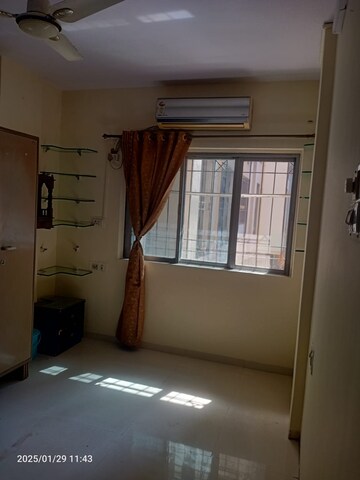 Living Room in 1 BHK Apartment at Blue Oasis II, Kandivali West – for Sale