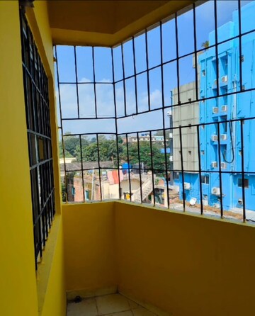Swimming Pool in 3 BHK Builder Floor at Doranda – for Rent