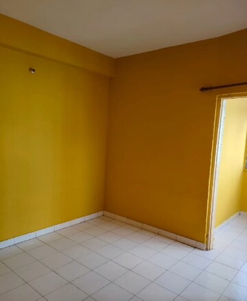 Room in 3 BHK Builder Floor at Doranda – for Rent