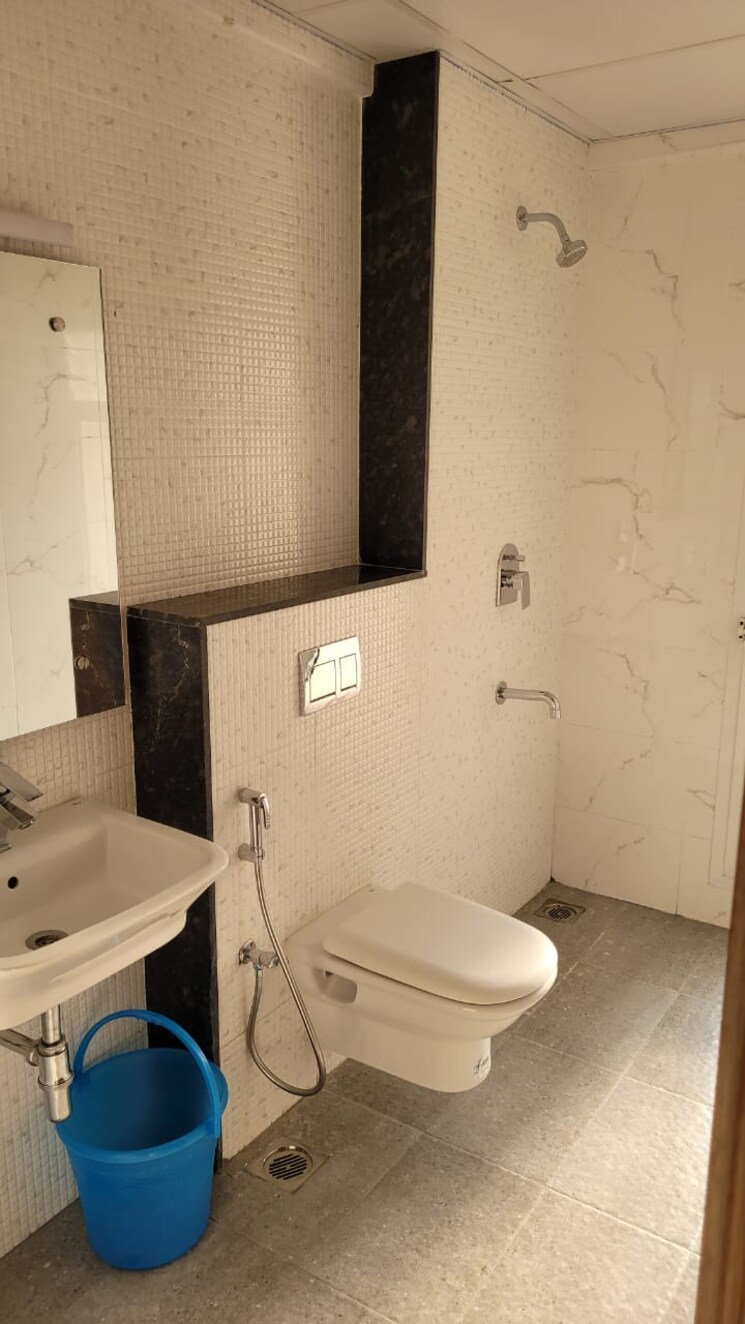Bathroom, snn-raj-grandeur 2 Bedroom 1275 Sq.Ft. Apartment In Bommanahalli Bangalore 8253331