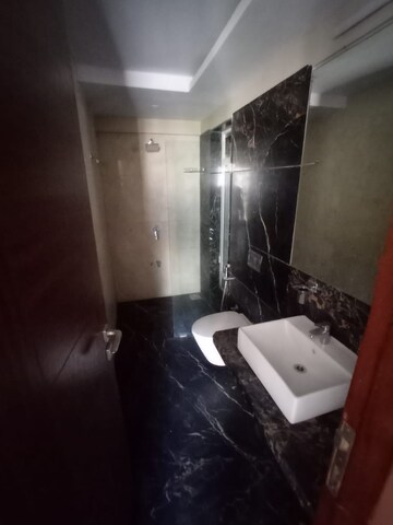 Team Area in 2 BHK Apartment at Kabra Metro One, Andheri West – for Rent