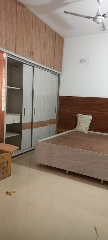 Room in  Office Space at Hinoo – for Rent