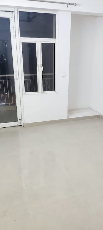 Room in 3 BHK Apartment at Mittal Rajnagar Residency, Raj Nagar Extension – for Sale