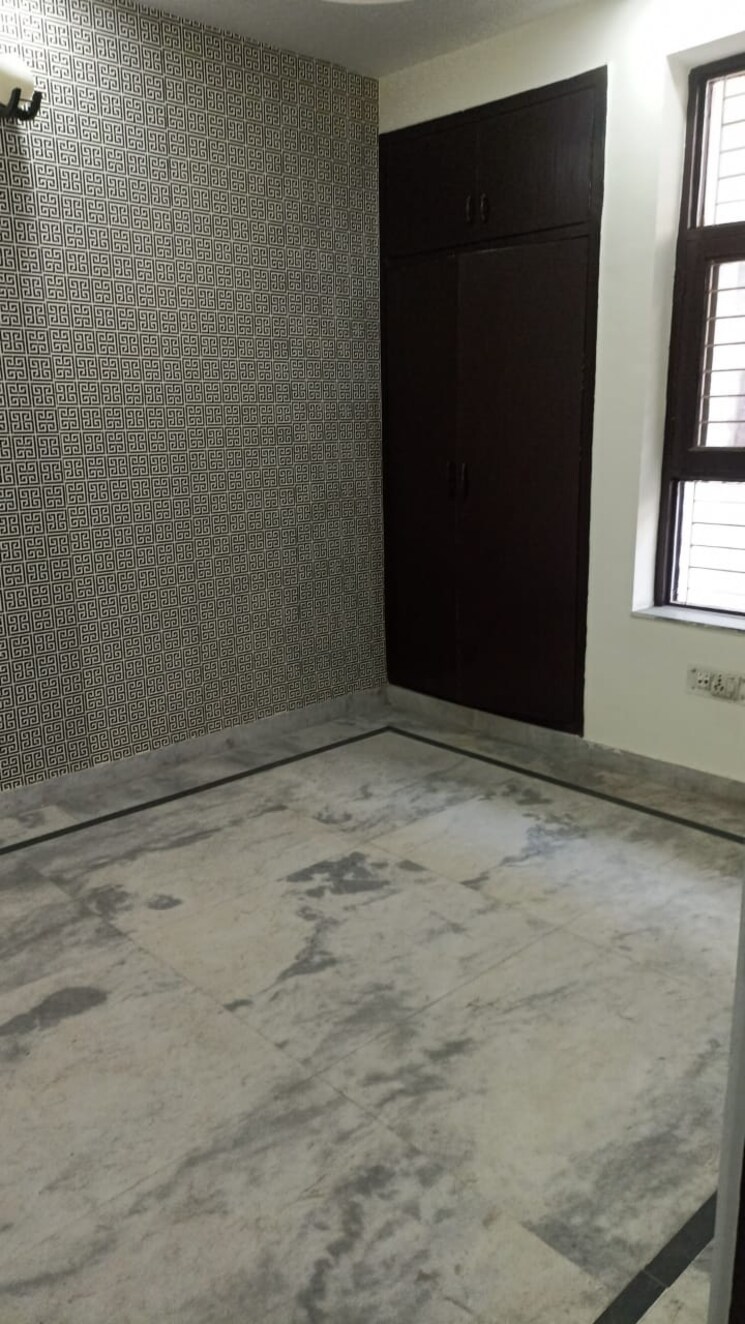 Room, sector 42 2 Bedroom 908 Sq.Ft. Builder Floor In Sector 42 Faridabad 8253734