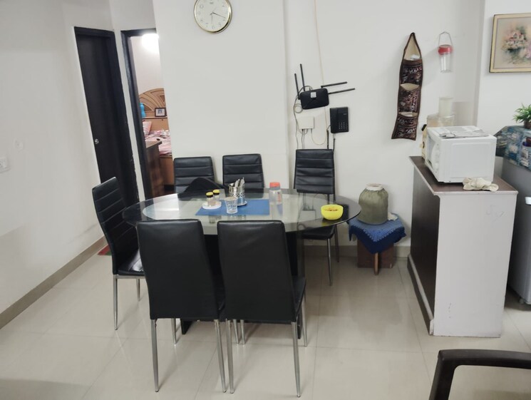 Master Bedroom, paras-tierea 3.5 Bedroom 1695 Sq.Ft. Apartment In Sector 137 Noida 8253626