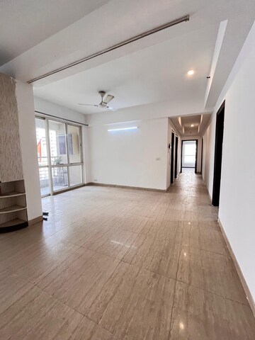 Room in 4 BHK Builder Floor at Sector 24 – for Rent