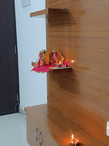 Bedroom in 2 BHK Apartment at Naubasta Kala – for Rent