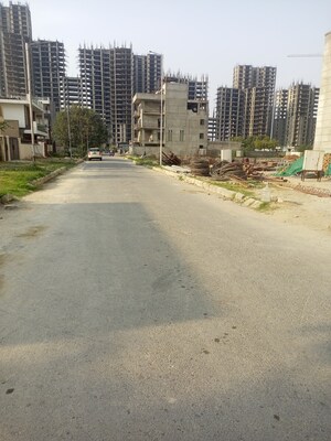  Plot For Sale in Jaypee Kensington Boulevard, Sector 131