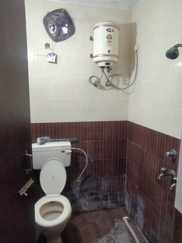 Bathroom in 3 BHK Apartment at Puravankara Purva Orient Grand, Lal Bagh – for Sale
