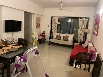 Team Area in 2 BHK Apartment at Sundew CHS, Chandivali – for Rent