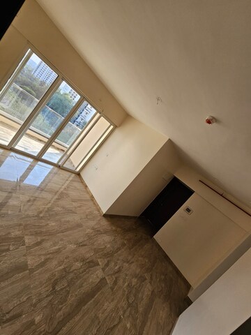 Room in 2 BHK Apartment at VTP Solitarie, Baner – for Rent