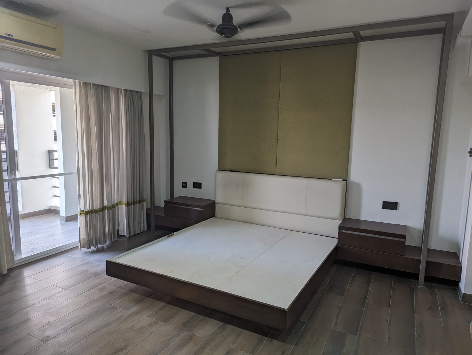 4 BHK + Pooja Room Apartment For Sale in Dhana Lakshmi D Address