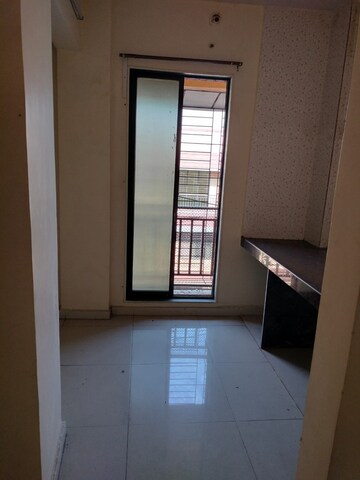 Room in 1 BHK Apartment at Shree Nandanvan homes, Kalwa – for Rent