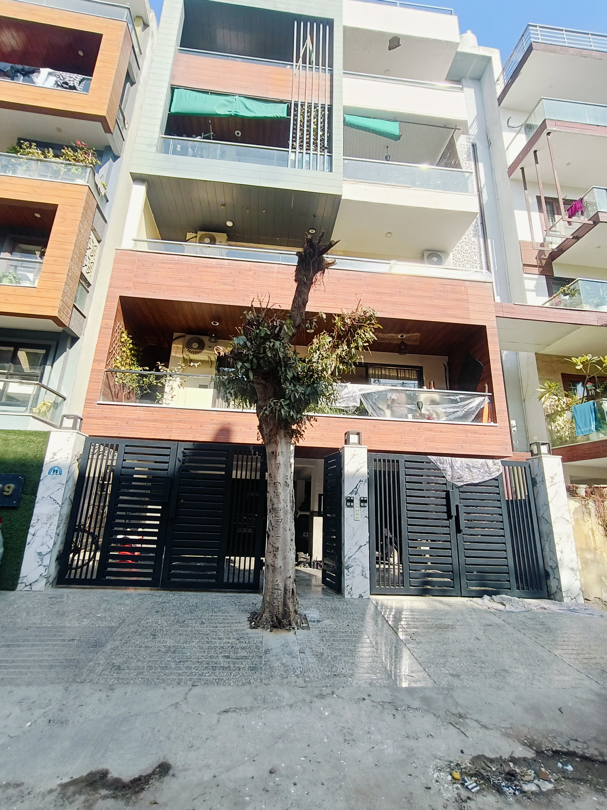 3 BHK Builder Floor For Sale in Ansal API Esencia