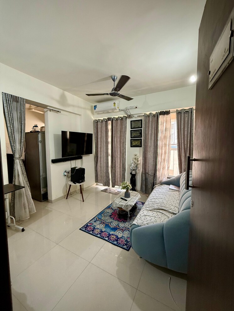 Living Room, jhamtani-ace-aurum-phase-iii 1 Bedroom 367 Sq.Ft. Apartment In Ravet Pune 8254164