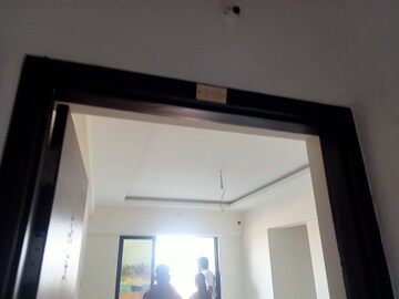 Room in 1 BHK Apartment at Shree Ostwal Horizon, Mira Road – for Rent