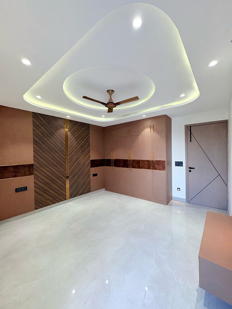 Room, uppal-southend 4 Bedroom 1900 Sq.Ft. Builder Floor In Sector 49 Gurgaon 8254239