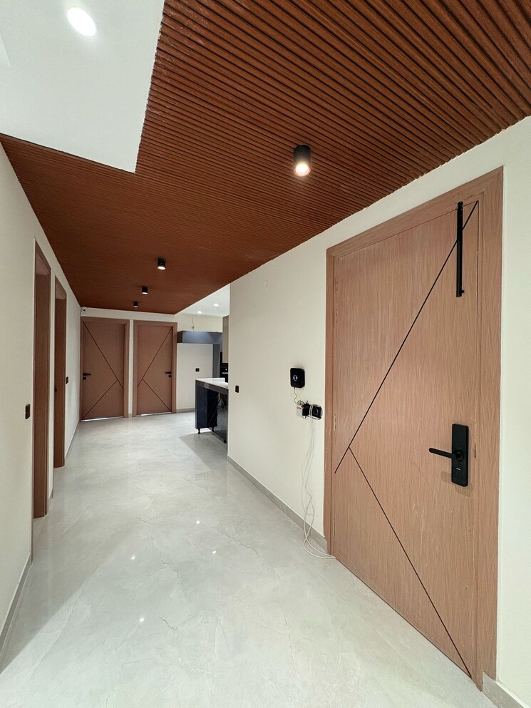 Room, uppal-southend 4 Bedroom 1900 Sq.Ft. Builder Floor In Sector 49 Gurgaon 8254239