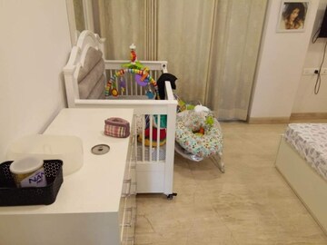 Furnished Amenities in 3 BHK Apartment at Greater Kailash I – for Rent