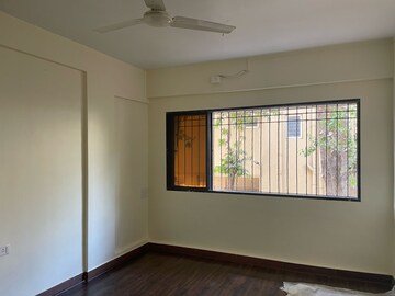 Room in 1 BHK Apartment at Santacruz East – for Sale
