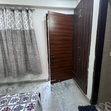 Bathroom in 2 BHK Builder Floor at Sector 52 – for Rent