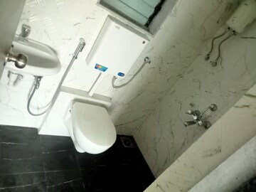 Bathroom in 1 BHK Apartment at Shree Ostwal Horizon, Mira Road – for Rent