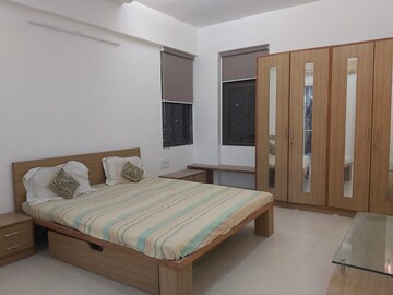 Bedroom in 3 BHK Apartment at Anand Nagar – for Rent