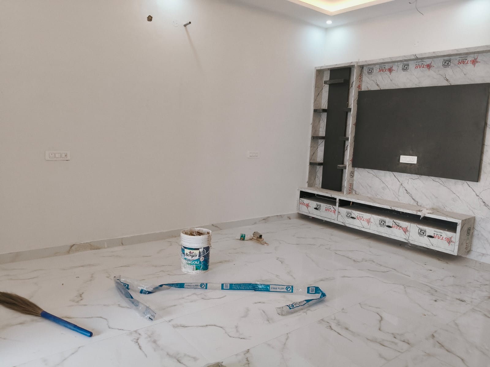 3 BHK + Pooja Room Independent House For Sale in Vardhman Estate 