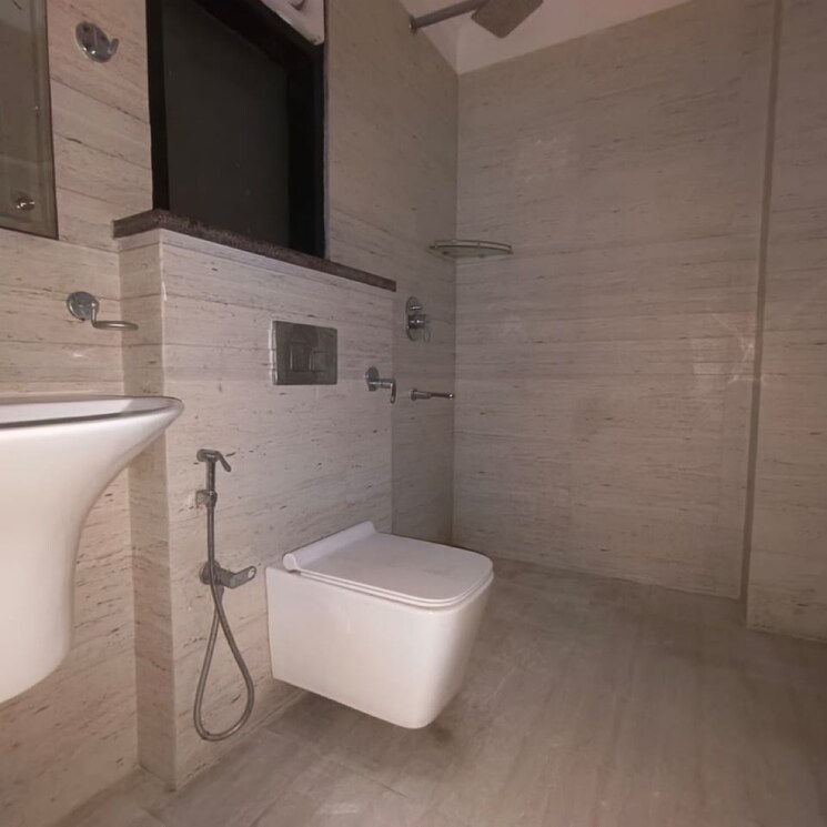 Bathroom, sector 52 3 Bedroom 2400 Sq.Ft. Builder Floor In Sector 52 Gurgaon 8254582