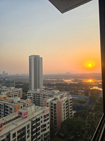 Master Plan in 4 BHK Apartment at Goregaon West – for Rent