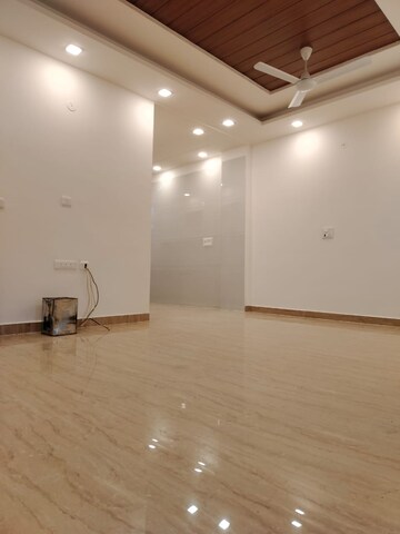 3 BHK Builder Floor For Rent in BPTP District Phase 2, Sector 84