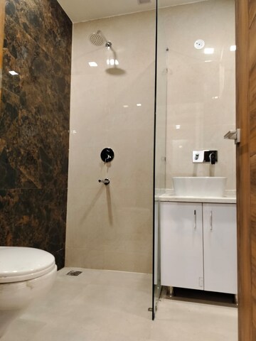 Bathroom in 3 BHK Builder Floor at BPTP District Phase 2, Sector 84 – for Rent