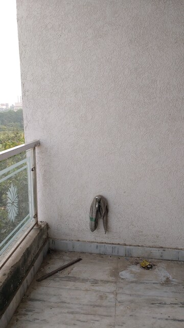Furnished Amenities in 2 BHK Apartment at Khirki Extension – for Rent