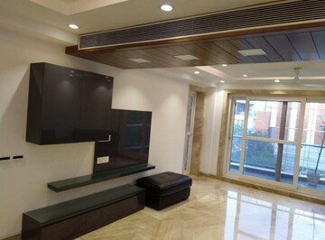 Living Room in 2.5 BHK Apartment at Greater Kailash ii – for Rent