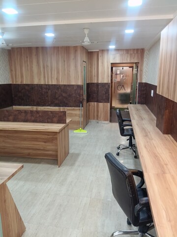 Commercial Office Space 700 Sq.Ft. For Rent in Dakshinpuri Delhi  8254961