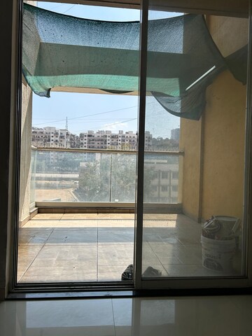 Furnished Amenities in 3 BHK Apartment at Paranjape Gloria Grace, Bavdhan – for Rent