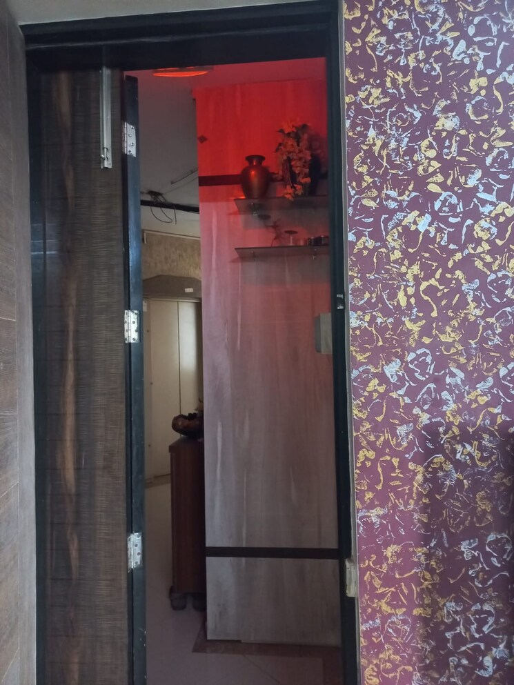 Bathroom, symphony-towers-kandivali-west 1 Bedroom 440 Sq.Ft. Apartment In Kandivali West Mumbai 8254993