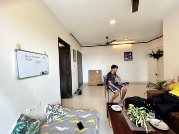 Team Area in 2.5 BHK Apartment at Hubtown Hillcrest, Andheri East – for Rent